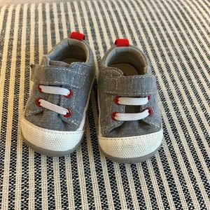 See Kai Run walker shoes size 3